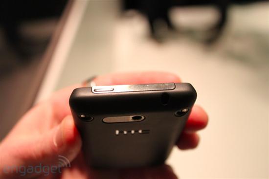 HTC发布Desire、Legend、HD mini三款新机 试玩图赏