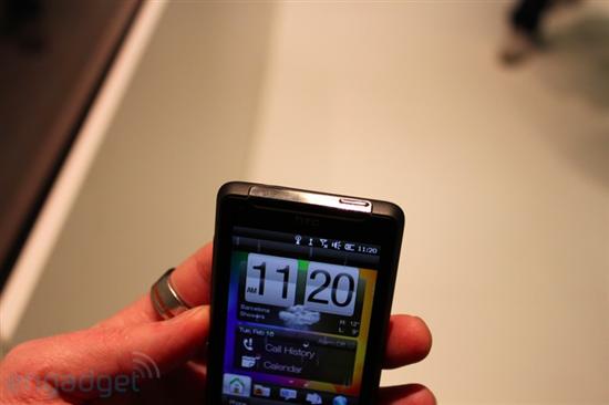 HTC发布Desire、Legend、HD mini三款新机 试玩图赏