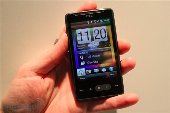 HTC发布Desire、Legend、HD mini三款新机 试玩图赏