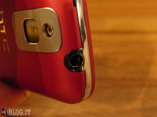 HTC首款Brew系统低端新机Smart图赏