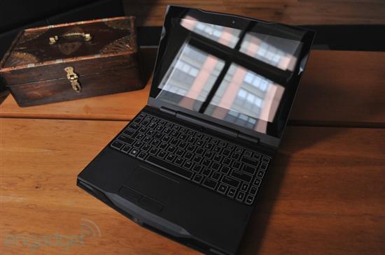 外星人游戏小本 Alienware M11x开箱实测