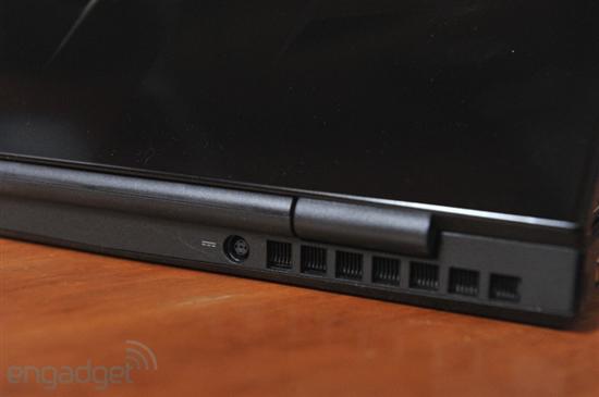 外星人游戏小本 Alienware M11x开箱实测