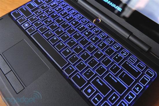 外星人游戏小本 Alienware M11x开箱实测