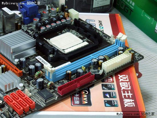 不惧D2年后涨价！双敏纯DDR3 780G仅399元！