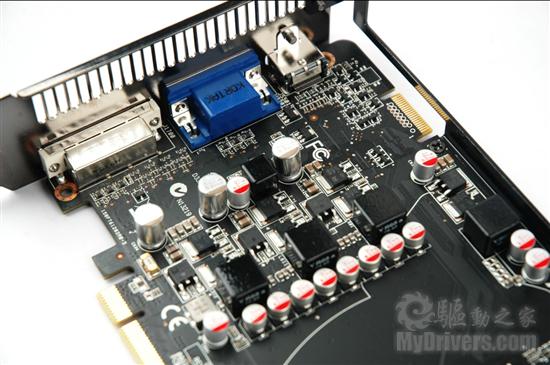 诡异板型铜芯散热 华硕另类HD5770显卡测试