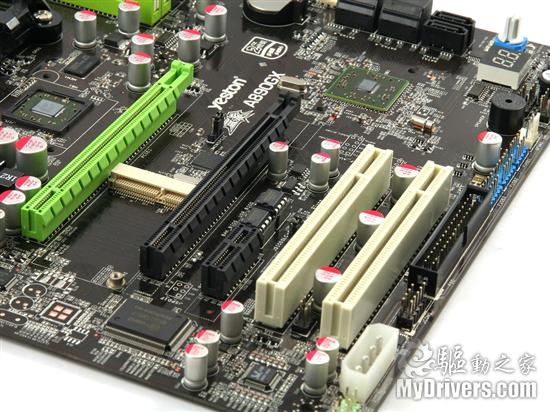 整合平台新霸主 AMD 890GX主板评测