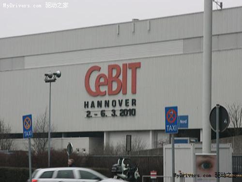 期待卡皇来袭 XFX讯景再现CeBIT2010