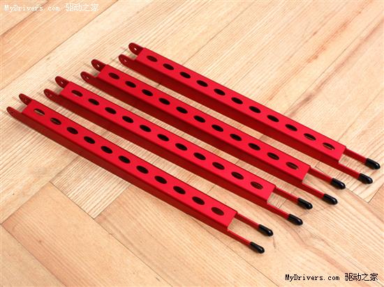 体验DIY乐趣:联力红色小蜘蛛机箱组装记