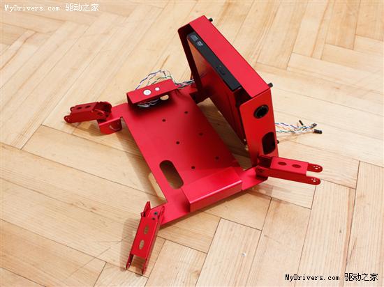 体验DIY乐趣:联力红色小蜘蛛机箱组装记