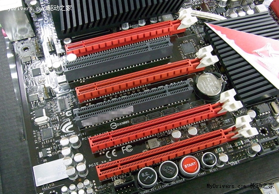 14款890FX/880G/870主板集体零售上市