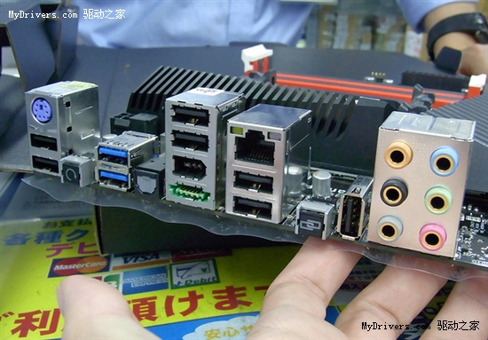 14款890FX/880G/870主板集体零售上市