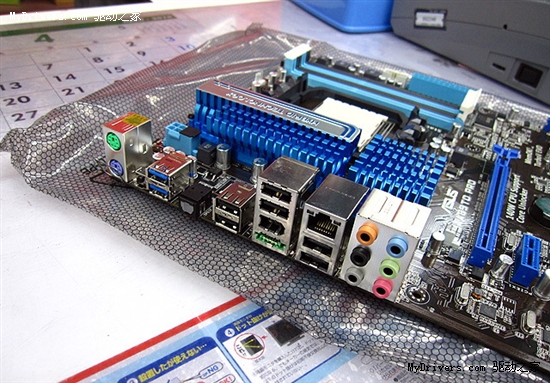 14款890FX/880G/870主板集体零售上市