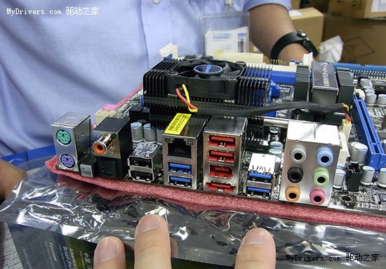 14款890FX/880G/870主板集体零售上市