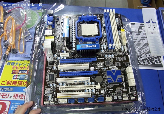 14款890FX/880G/870主板集体零售上市