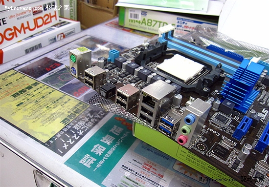 14款890FX/880G/870主板集体零售上市