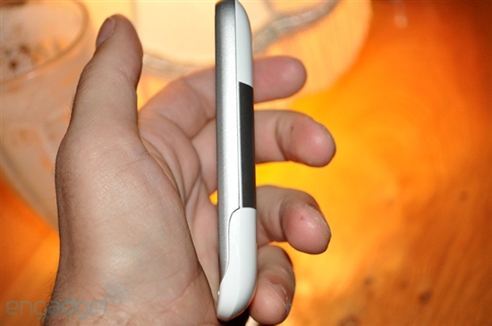 HTC发布Android 2.1新机Wildfire 高清试玩图赏