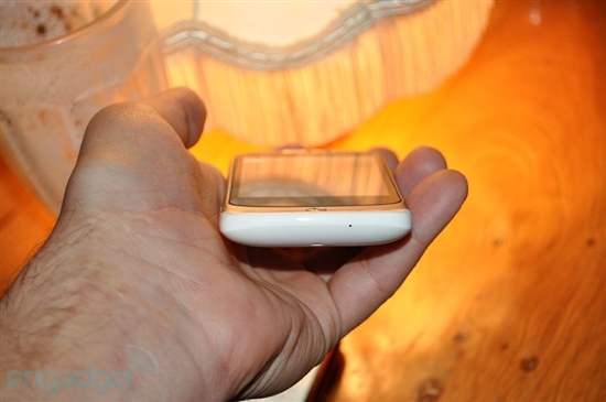 HTC发布Android 2.1新机Wildfire 高清试玩图赏