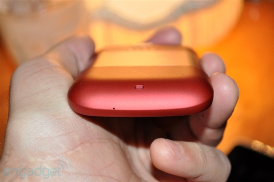 HTC发布Android 2.1新机Wildfire 高清试玩图赏