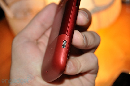 HTC发布Android 2.1新机Wildfire 高清试玩图赏