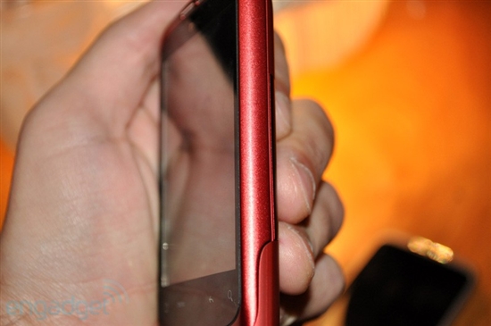 HTC发布Android 2.1新机Wildfire 高清试玩图赏