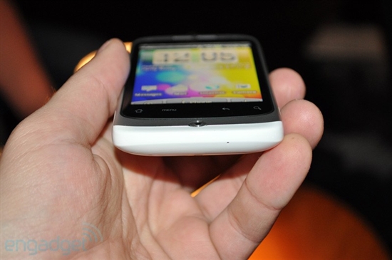 HTC发布Android 2.1新机Wildfire 高清试玩图赏