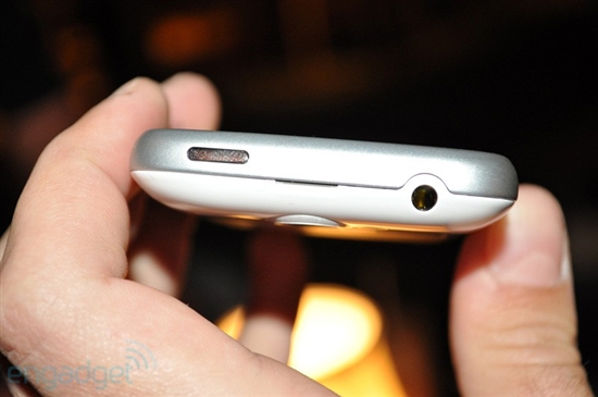 HTC发布Android 2.1新机Wildfire 高清试玩图赏