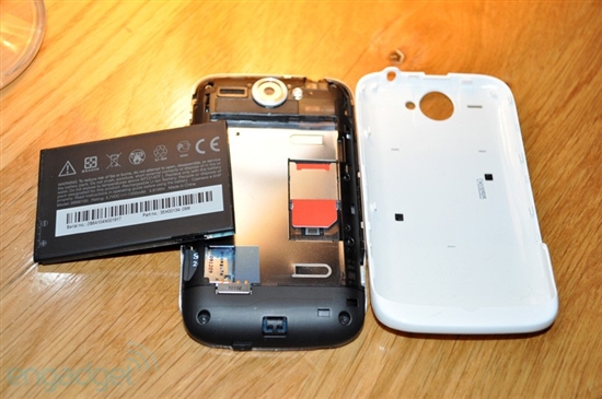 HTC发布Android 2.1新机Wildfire 高清试玩图赏