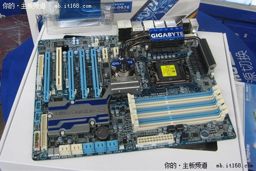 不差钱首选 技嘉X58搭i7 980X特价促销