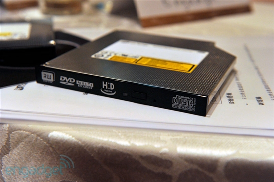 日立LG HyDrive混合光驱正式发布