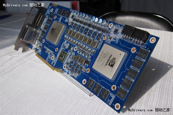影驰展示全球首款单卡双芯GTX 470
