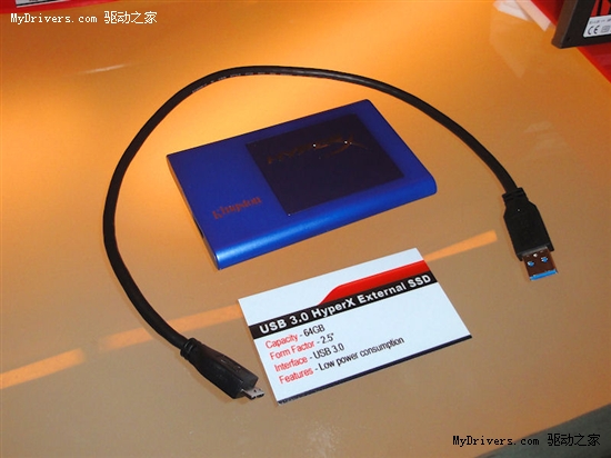 金士顿展品一览：USB 3.0固态硬盘、DDR3-2544