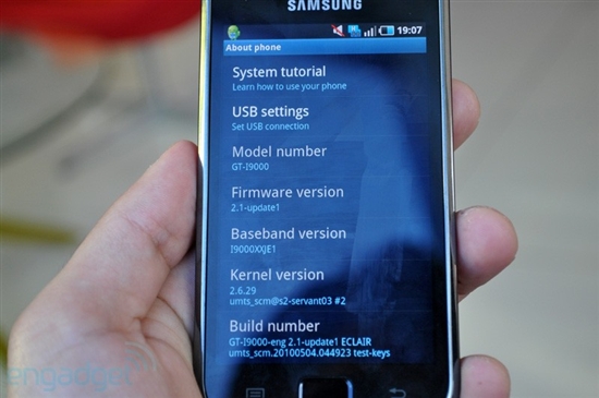 三星最强Android手机Galaxy S试玩展示