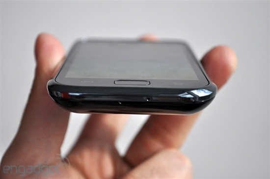 三星最强Android手机Galaxy S试玩展示