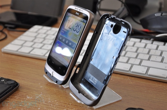 Android高性价比入门新机 HTC Wildfire全面试玩