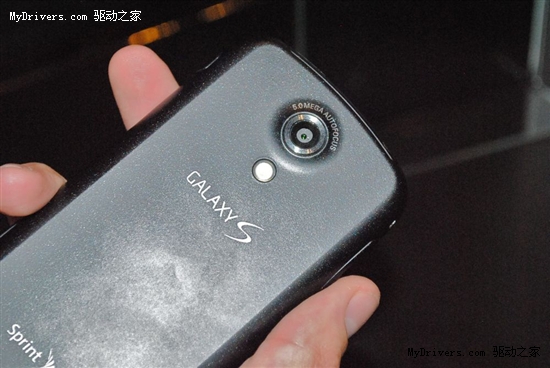 Android强机再创新 三星Epic 4G试玩