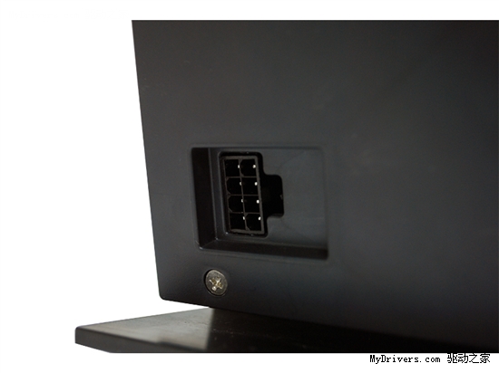 炫酷装备 NZXT推触摸屏机箱风扇控制器