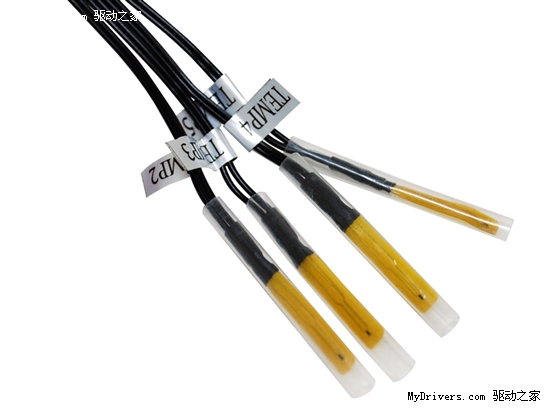 炫酷装备 NZXT推触摸屏机箱风扇控制器