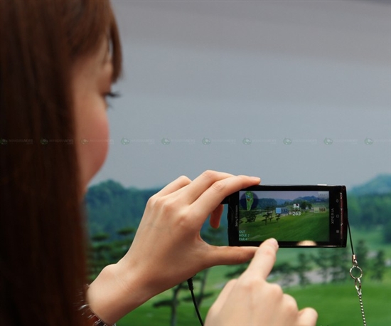 DoCoMo展示增强现实高尔夫手机助手应用