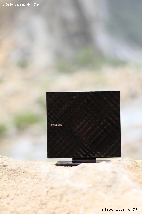 我就爱这种格调！华硕超薄王SDRW-08D2S-U时尚图赏