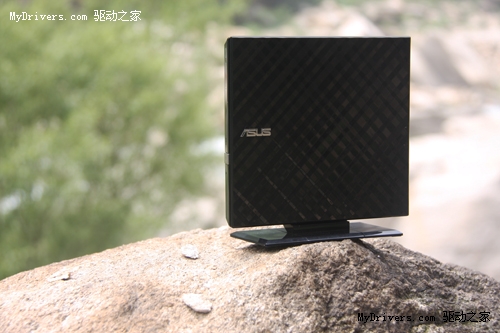 我就爱这种格调！华硕超薄王SDRW-08D2S-U时尚图赏