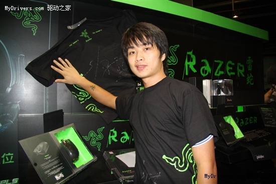 Razer发布游戏套装 二角尘蛛携手地狱狂蛇齐上阵