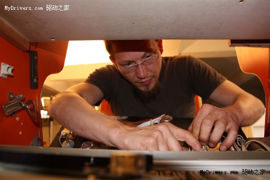 疯狂遥控车 打造最有创意的竞速游戏