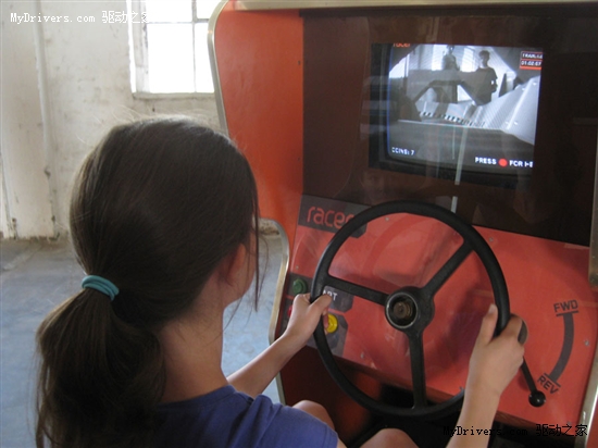 疯狂遥控车 打造最有创意的竞速游戏