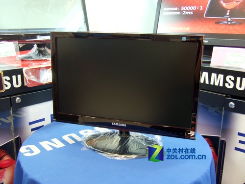 2ms+1080p 三星华丽21.5吋LCD仅1390元