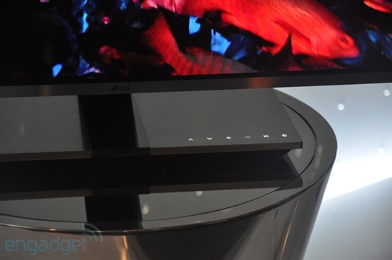 LG 3D盛宴：180寸等离子屏+31寸OLED电视