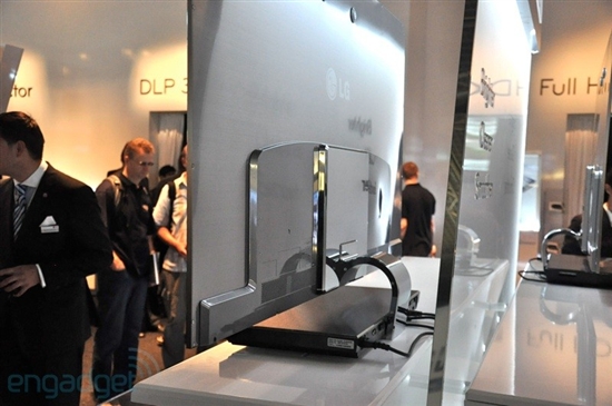 LG展示8.8mm超薄NANO LED电视