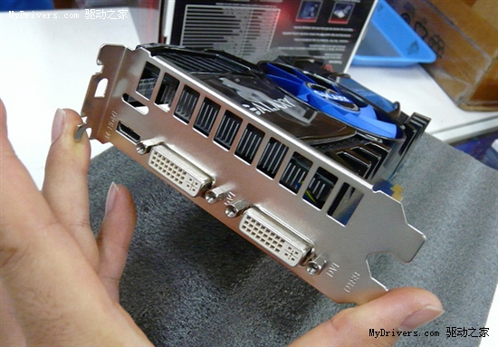 首款单六针供电：影驰绿色版GTX 460上市