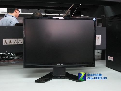 LED背光+钢琴漆 大厂超值机型仅780元