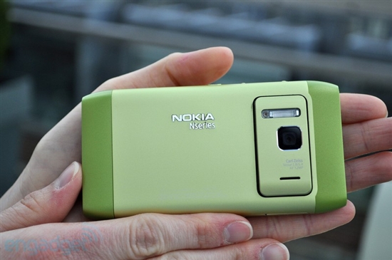 Symbian^3+N8 能成诺基亚救命稻草？