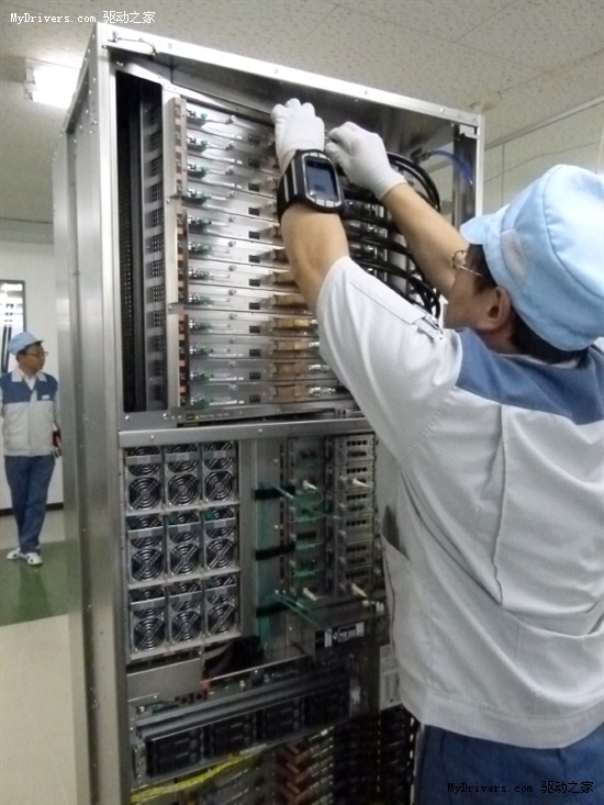 目标10PFLOPS 富士通开建全球最强超级计算机